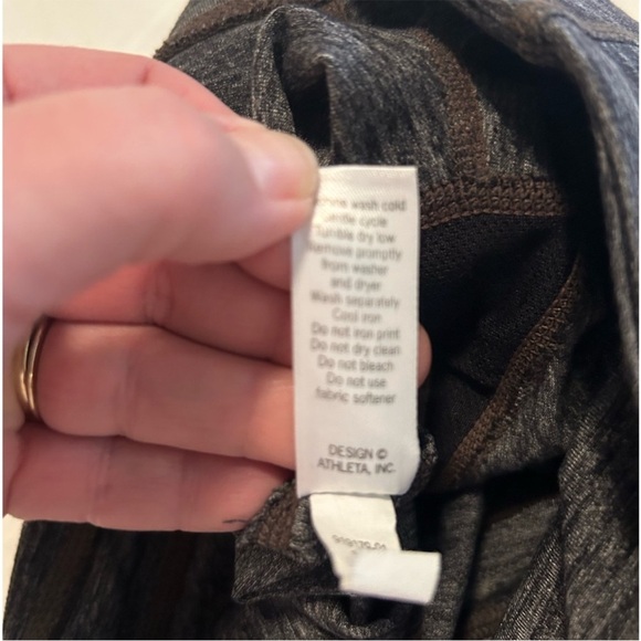 Athleta Black Joggers with Wide Waistband and Full Length Sz XS - Picture 6 of 8